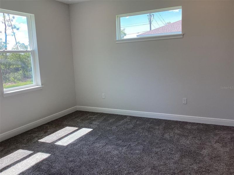 Spacious, unfurnished interior of a new home in , Ocala (Image 15).