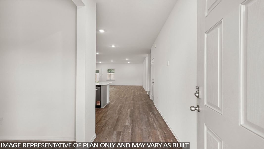 Spacious, unfurnished interior of a new home in Mill Creek, Magnolia (Image 11).