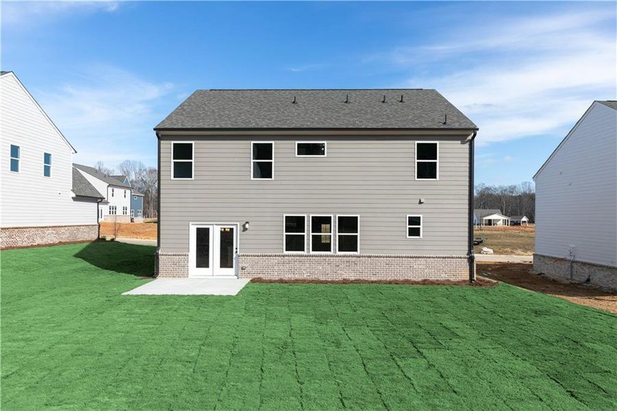 Exterior details and patio area of a home in , Powder Springs (Image 4).