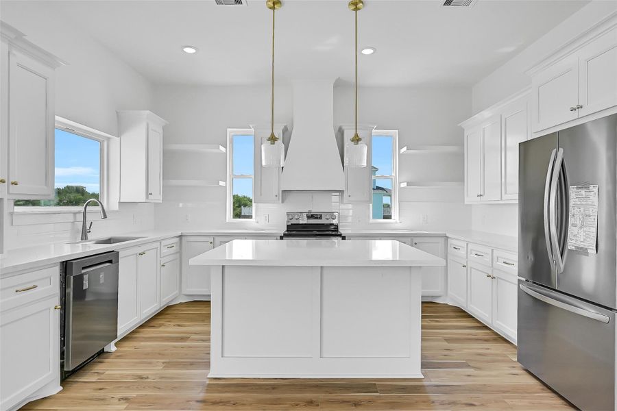 Furnished interior view inside a new home in , Galveston (Image 10).