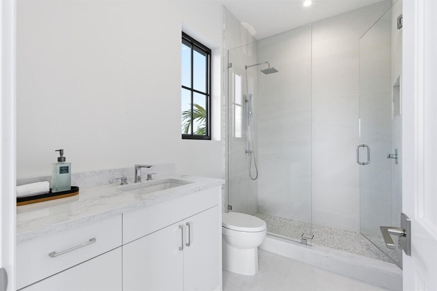 GUEST BATHROOM 4 - 2ND FLOOR GUEST BATHROOM 4 - 2ND FLOOR