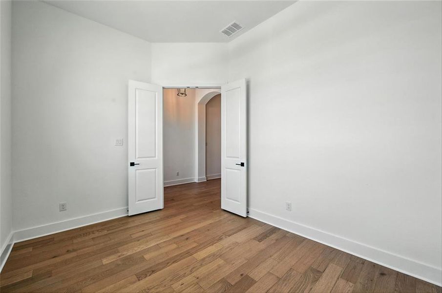 1636ShandyLnDENTR017