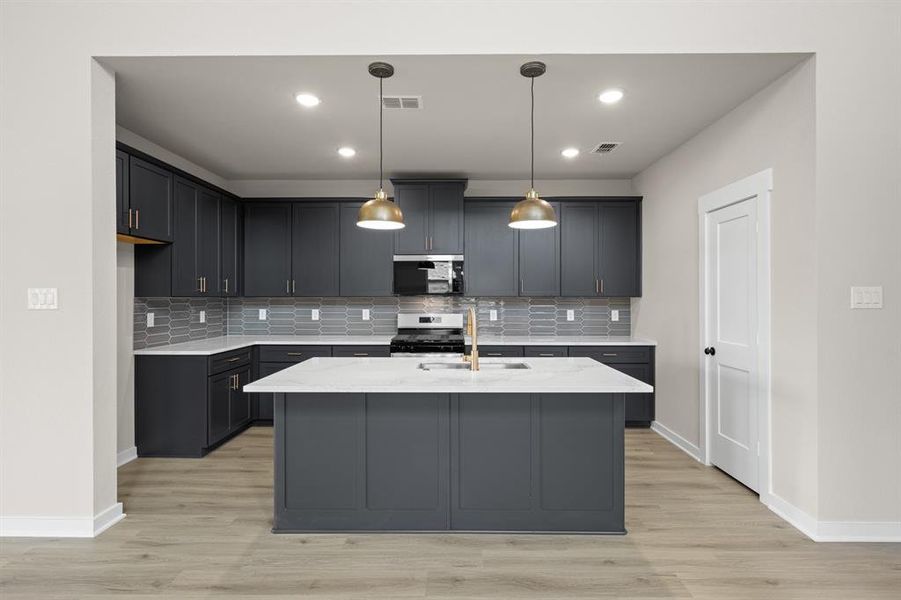 425 Wabash- Kitchen-1