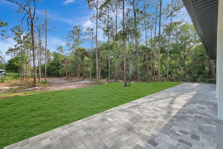 Exterior details and patio area of a home in , Naples (Image 26).