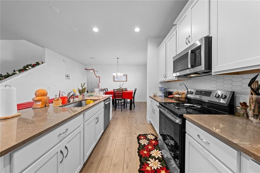 Furnished interior view inside a new home in , St. Cloud (Image 43).