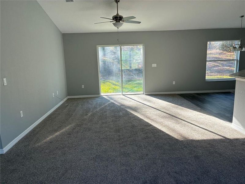 Spacious, unfurnished interior of a new home in , Ocala (Image 11).
