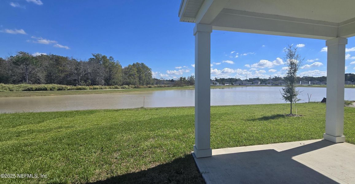 Exterior details and patio area of a home in Cypress Meadows - Signature Series, Jacksonville (Image 3).