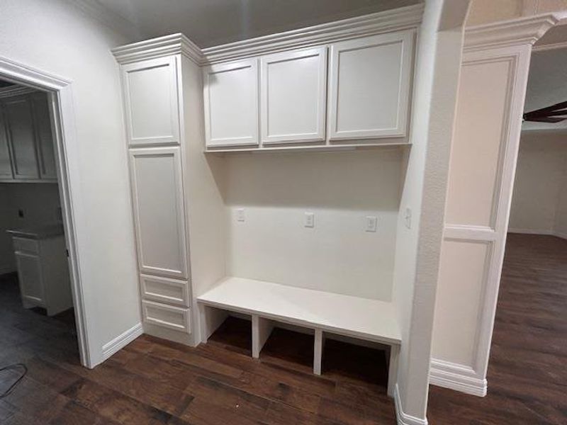 Spacious, unfurnished interior of a new home in , Beaumont (Image 12).