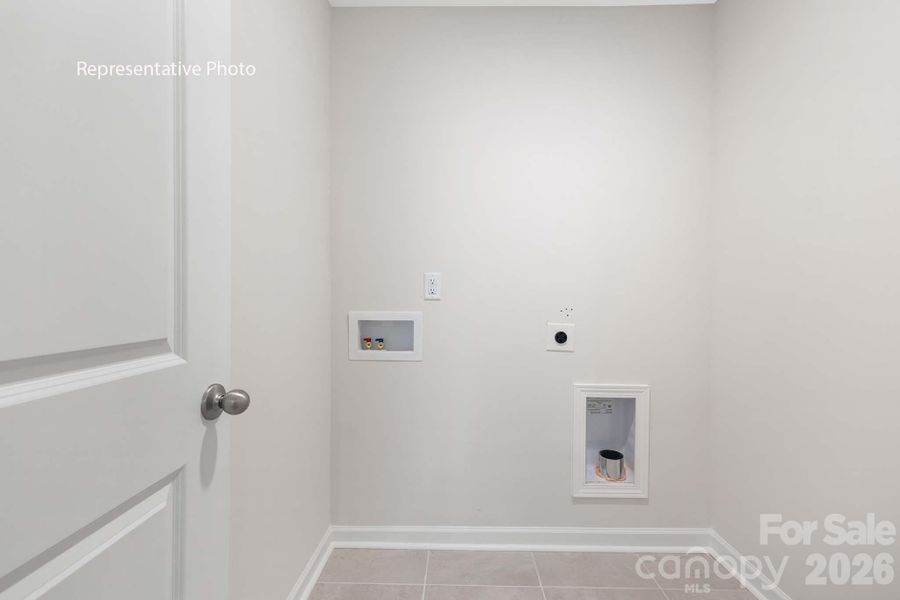 Spacious, unfurnished interior of a new home in Sanctuary at Southgate, Indian Trail (Image 28).