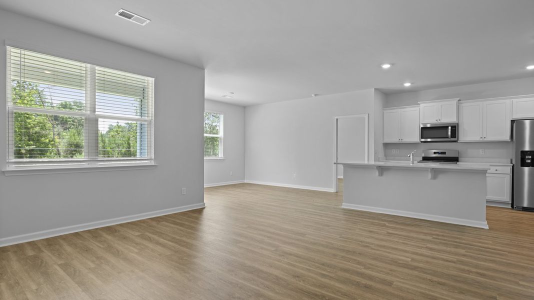 Representative unfurnished interior of a home built from the ARIA by D.R. Horton in Pineview North, Summerville (Image 15).