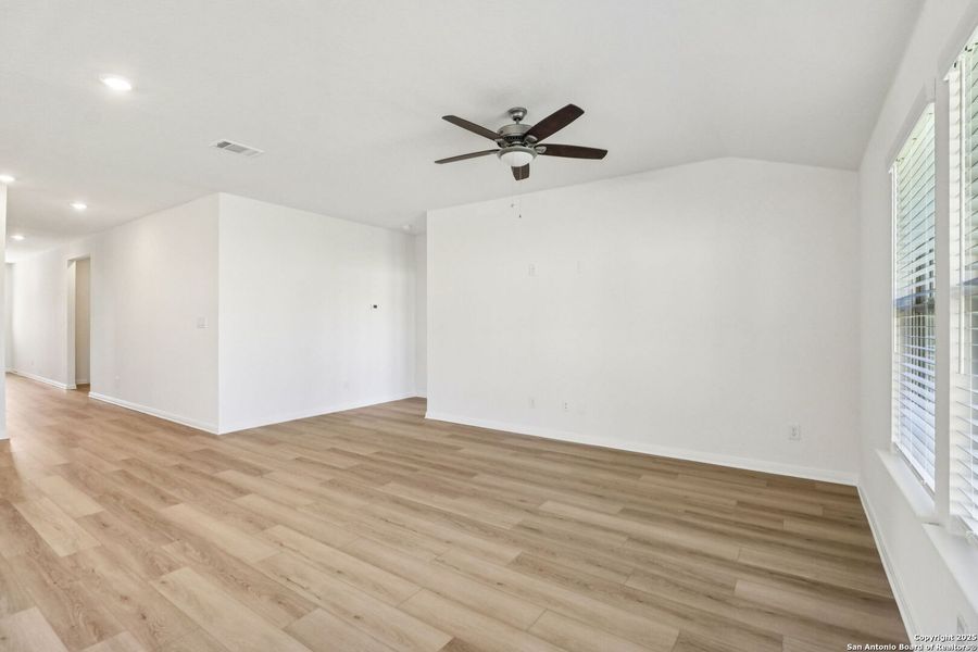 Spacious, unfurnished interior of a new home in Legendary Trails - Classic Series, Cibolo (Image 33). Spacious, unfurnished interior of a new home in Legendary Trails - Classic Series, Cibolo (Image 33).