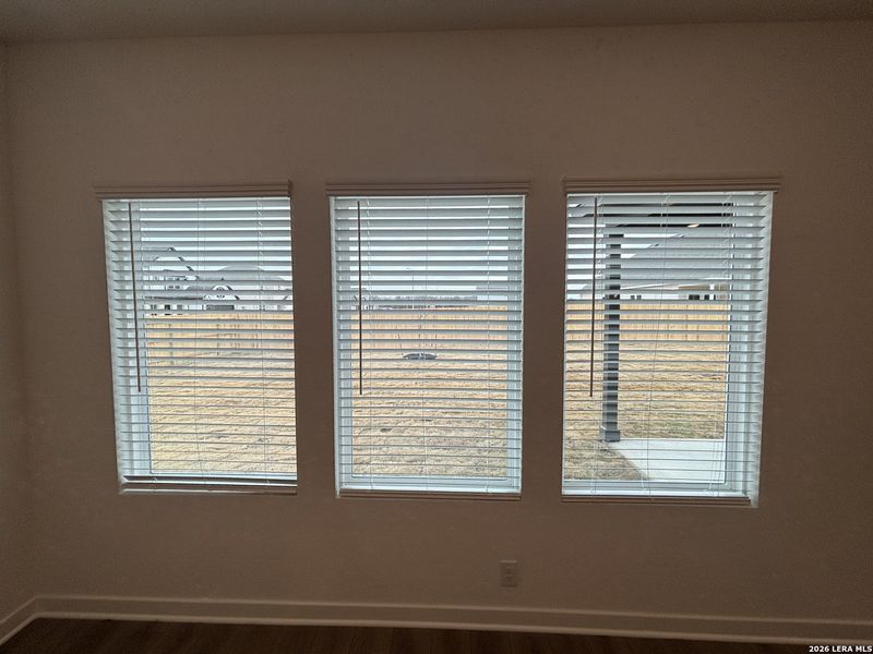 Spacious, unfurnished interior of a new home in Saddlebrook Ranch, Schertz (Image 32).