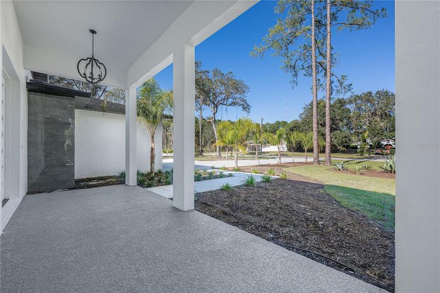 Exterior details and patio area of a home in , Eustis (Image 33).