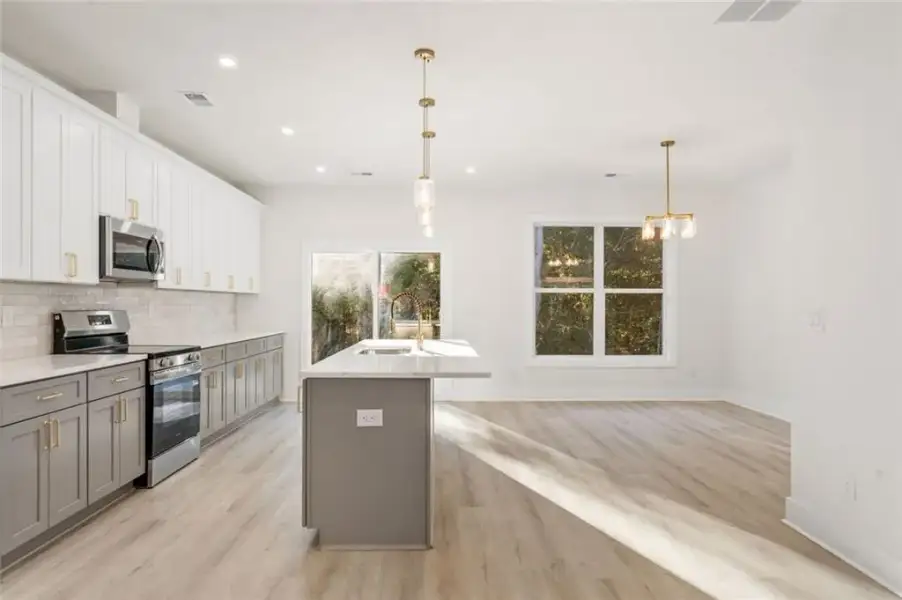 Furnished interior view inside a new home in , Douglasville (Image 8).