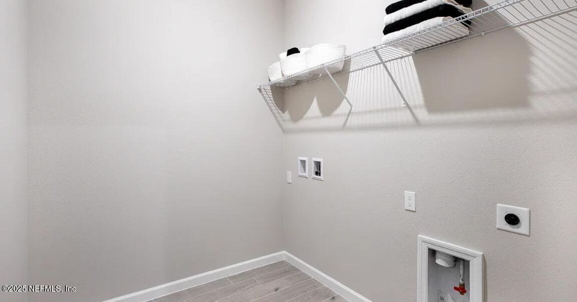 Spacious, unfurnished interior of a new home in Saddle Oaks, Jacksonville (Image 16).