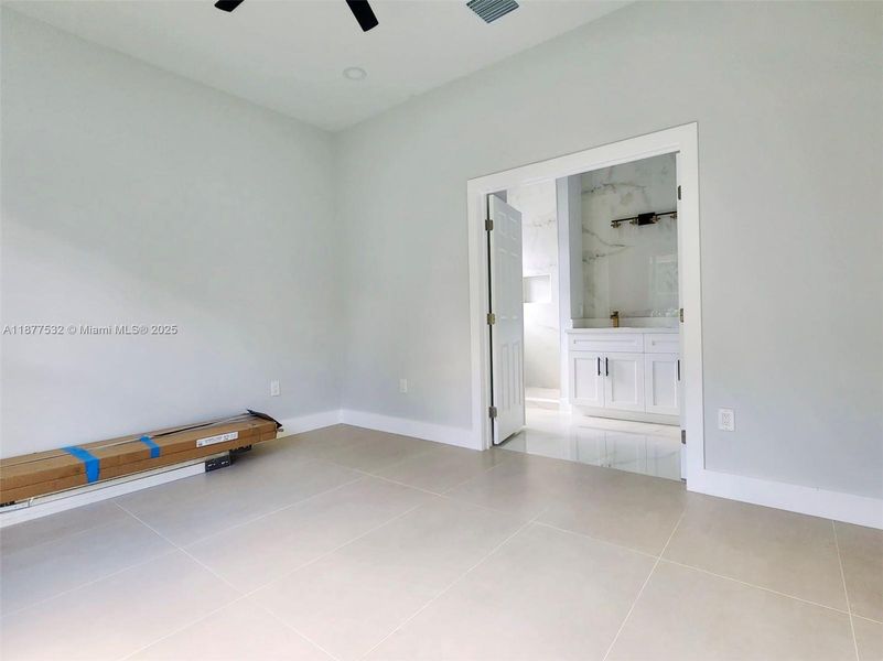 Image 38 of a home in .