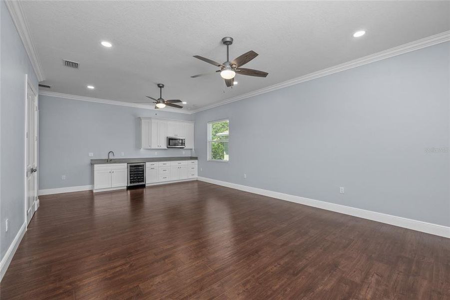 Spacious, unfurnished interior of a new home in , Tampa (Image 20).