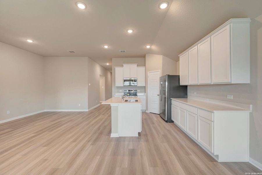 Furnished interior view inside a new home in Greenspoint Heights, Seguin (Image 14).