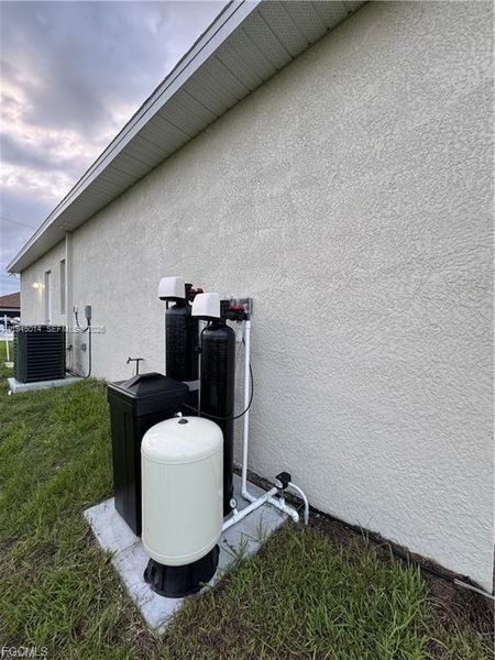 Exterior details and patio area of a home in , Lehigh Acres (Image 18).