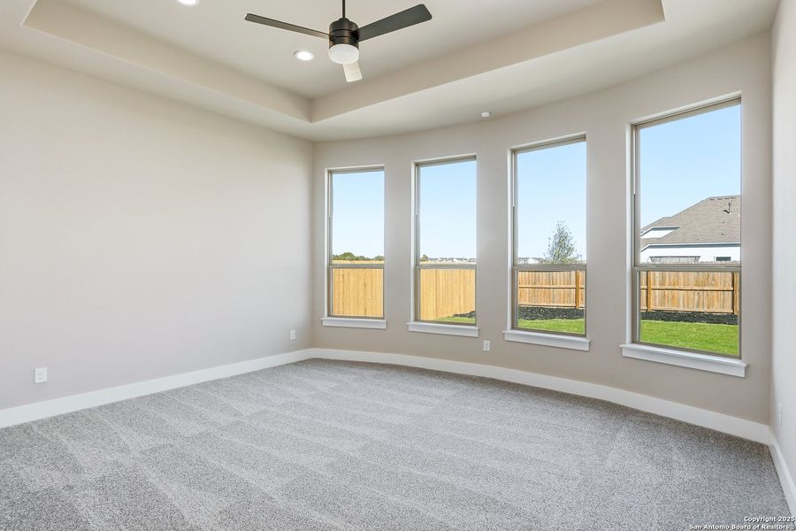 Spacious, unfurnished interior of a new home in Legacy at Lake Dunlap, New Braunfels (Image 41). Spacious, unfurnished interior of a new home in Legacy at Lake Dunlap, New Braunfels (Image 41).