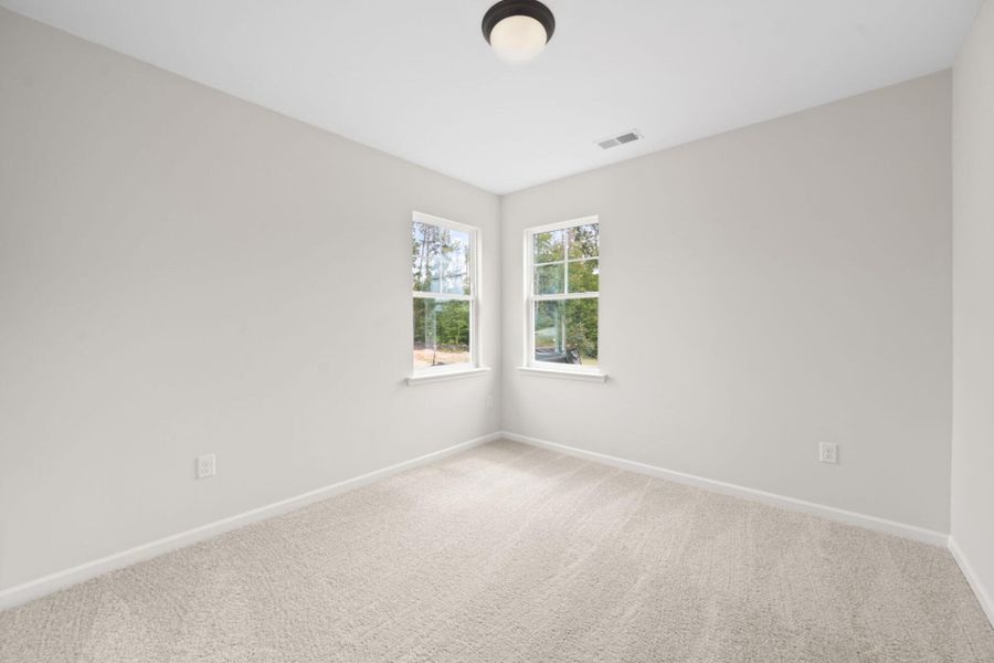 Spacious, unfurnished interior of a new home in Chandler Ridge, McLeansville (Image 22).