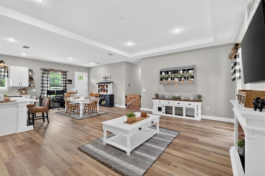 Furnished interior view inside a new home in , Dunnellon (Image 13).