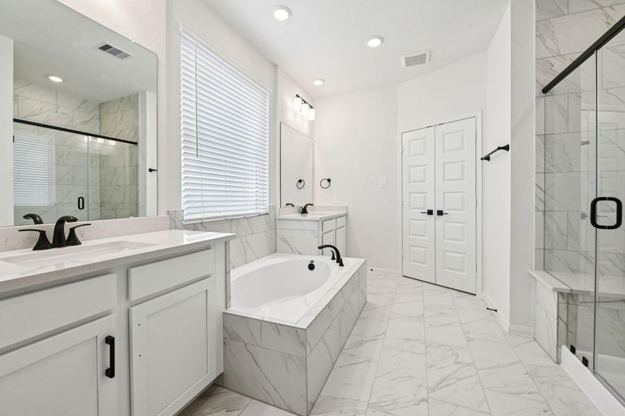 Furnished interior view inside a new home in Pinewood Trails - Luxe Series, Atascocita (Image 8). Furnished interior view inside a new home in Pinewood Trails - Luxe Series, Atascocita (Image 8).