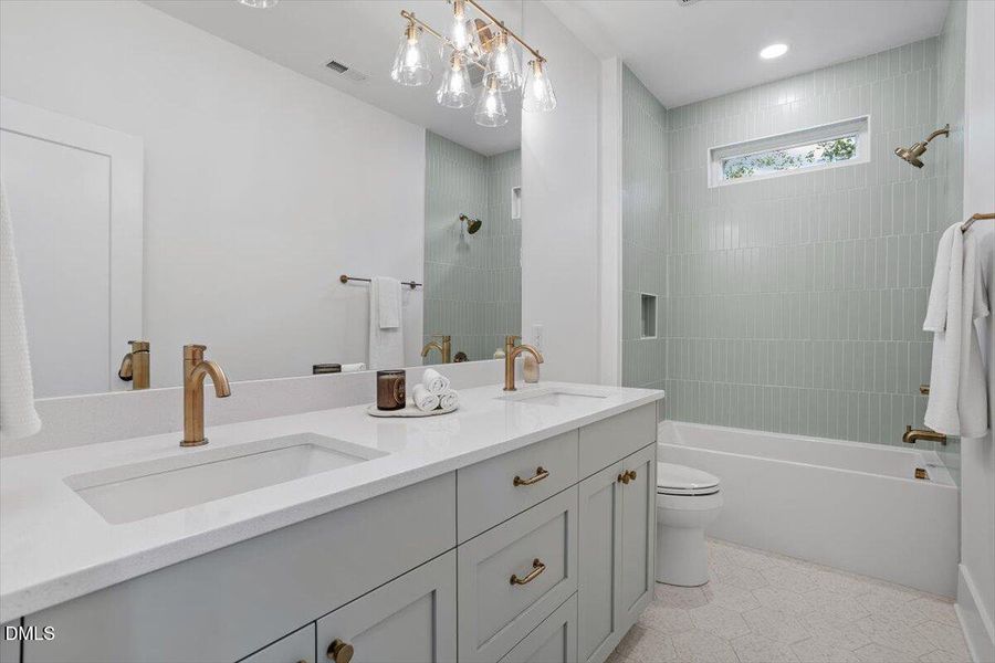 36-2305 Sprunt Ave [2811143]_36