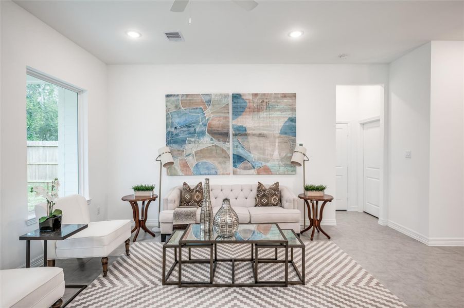 Furnished interior view inside a new home in , Missouri City (Image 5).