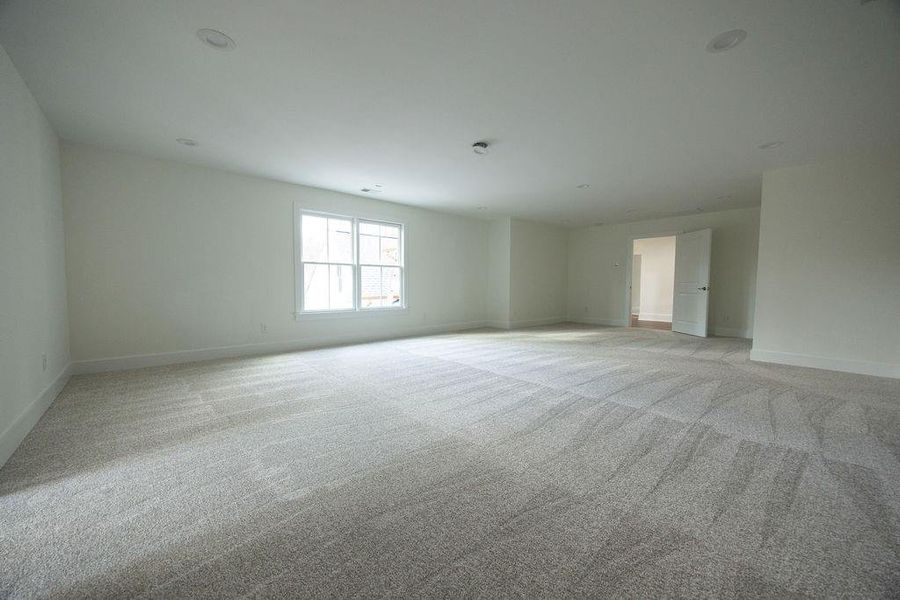 Spacious, unfurnished interior of a new home in , Atlanta (Image 44).