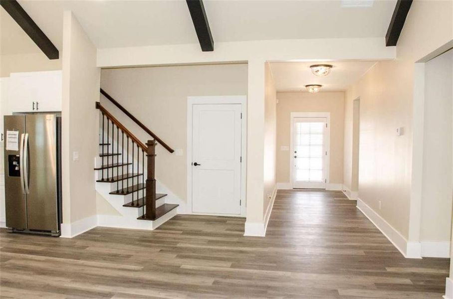 Spacious, unfurnished interior of a new home in , Mansfield (Image 52).