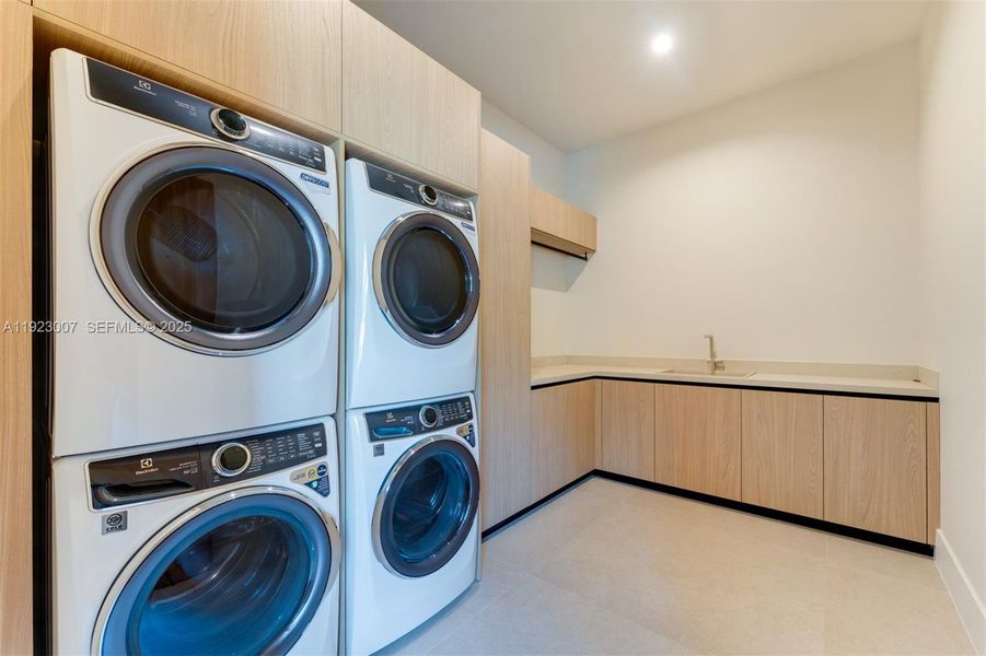 Image 41 of a home in . Image 41 of a home in .