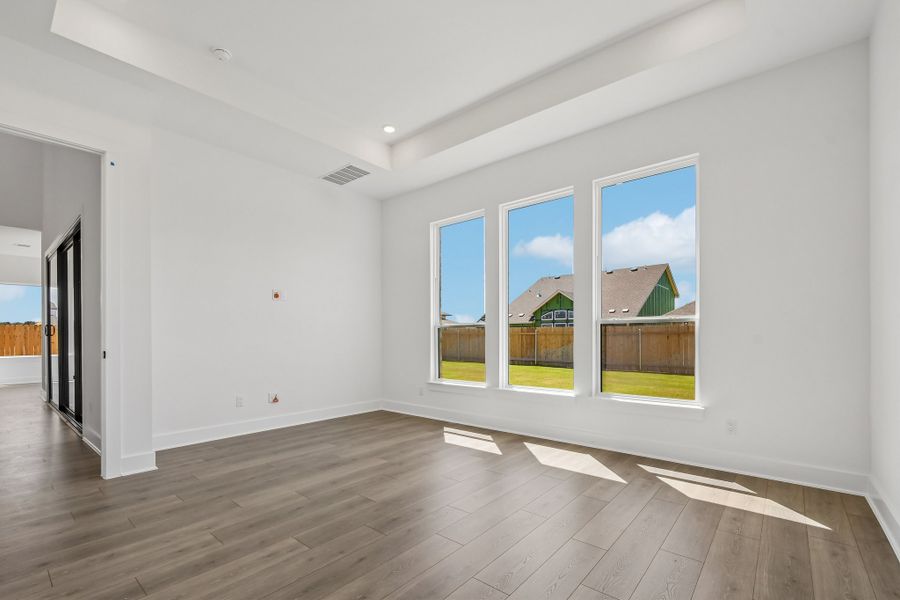 Spacious, unfurnished interior of a new home in Santa Rita Ranch, Liberty Hill (Image 23). Spacious, unfurnished interior of a new home in Santa Rita Ranch, Liberty Hill (Image 23).