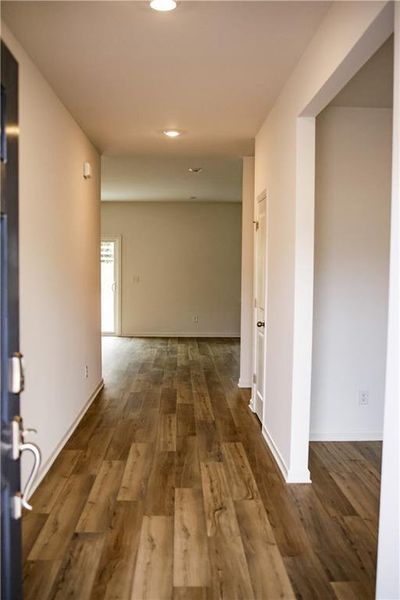 Spacious, unfurnished interior of a new home in , Jefferson (Image 13).