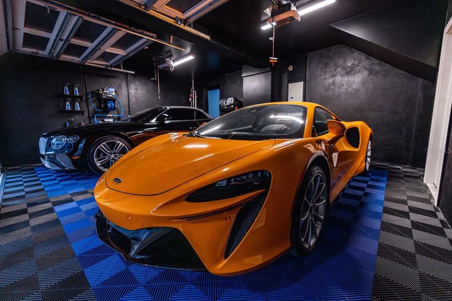 Close-up of interior finishes inside a home in , Indian Rocks Beach (Image 79). Close-up of interior finishes inside a home in , Indian Rocks Beach (Image 79).