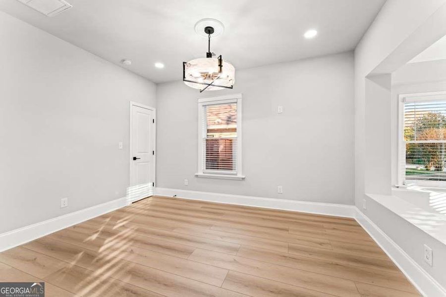 Spacious, unfurnished interior of a new home in , Atlanta (Image 16).