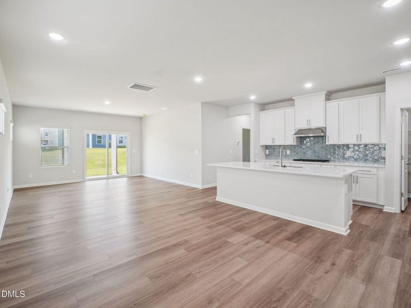 11-web-or-mls-Raleigh - River Glen - 644 11-web-or-mls-Raleigh - River Glen - 644