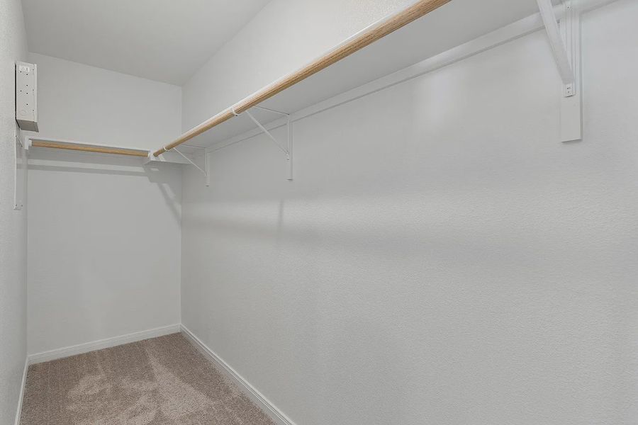Spacious, unfurnished interior of a new home in Butler Farms, Liberty Hill (Image 26).