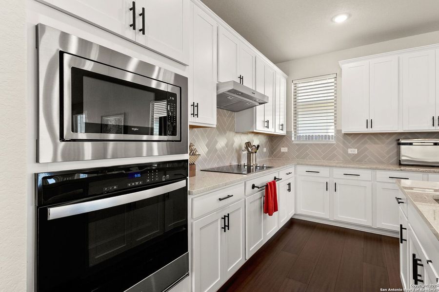 Furnished interior view inside a new home in Overlook at Creekside, New Braunfels (Image 13).