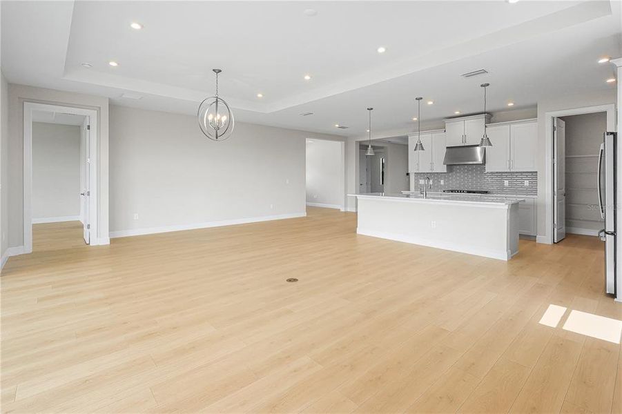Spacious, unfurnished interior of a new home in Woodland Preserve, Parrish (Image 35).