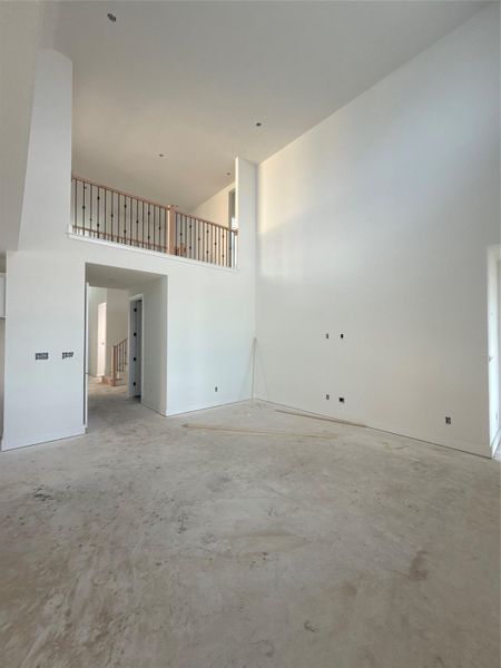 Spacious, unfurnished interior of a new home in Parkside on the River 60', Georgetown (Image 12).