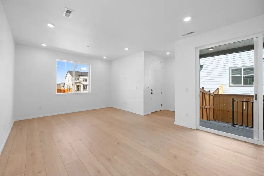 Spacious, unfurnished interior of a new home in Sky Ranch, Watkins (Image 14).