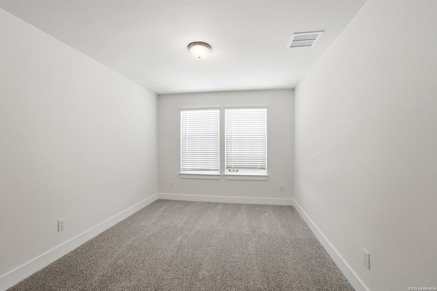 Spacious, unfurnished interior of a new home in , San Antonio (Image 25).