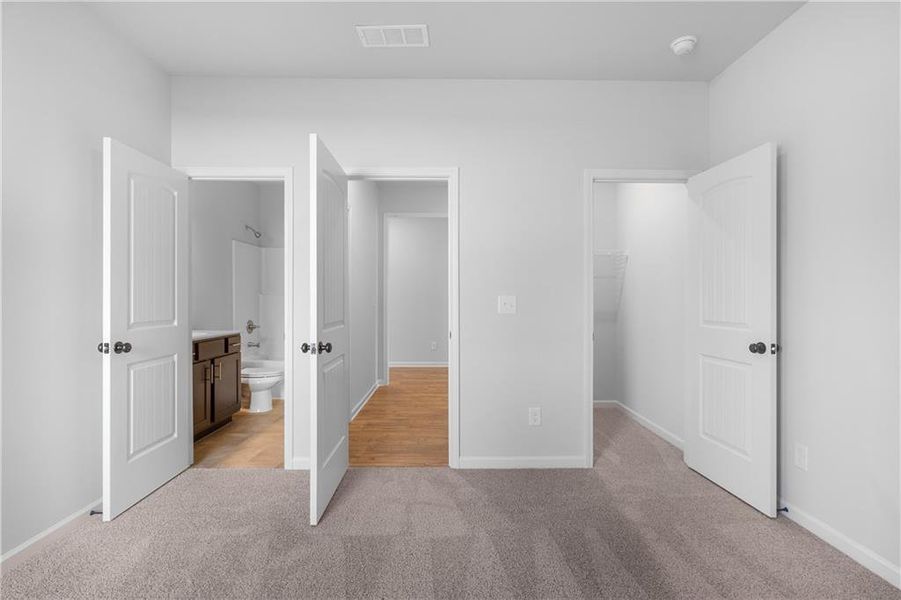 Spacious, unfurnished interior of a new home in , Eatonton (Image 25).