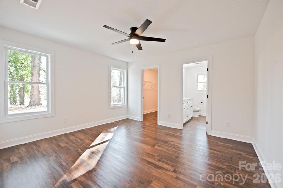 Spacious, unfurnished interior of a new home in , Kannapolis (Image 14).