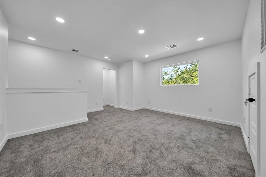 Spacious, unfurnished interior of a new home in , Terrell (Image 11).