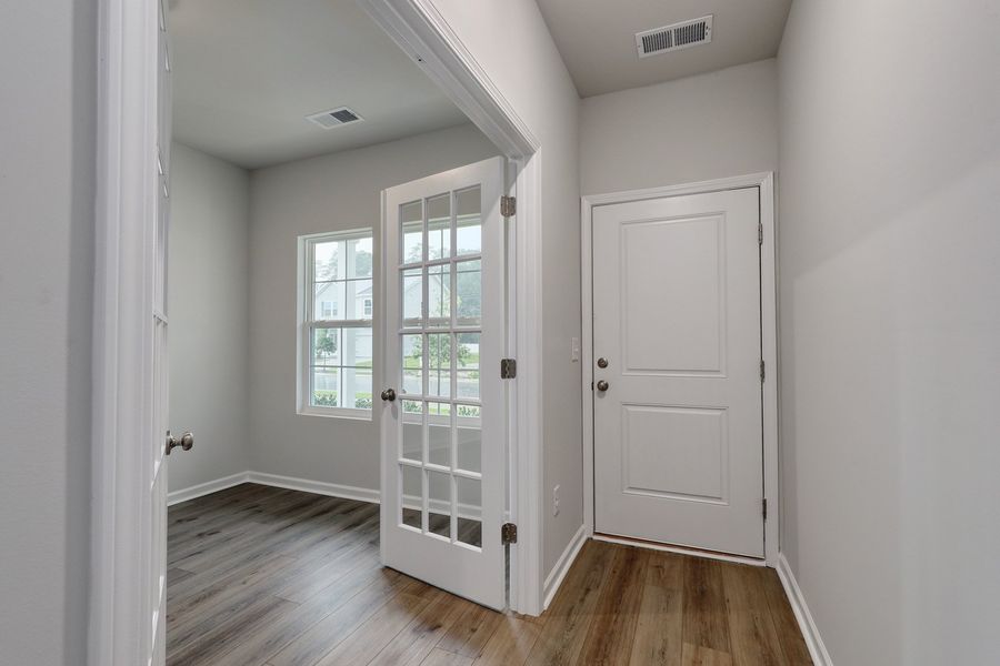 Image 29 of a home in Hainer Place.