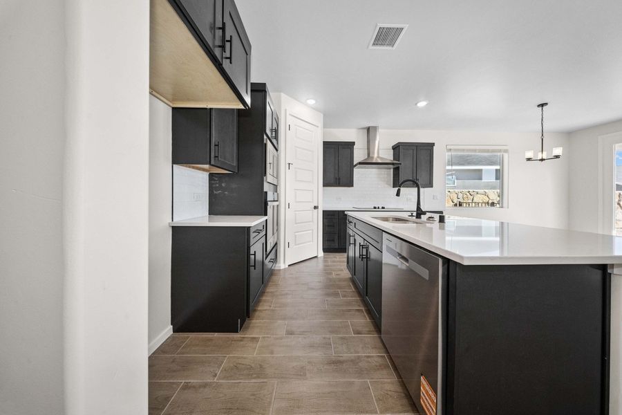Representative furnished interior of a home built from the Prado by Hakes Brothers in Paseo Del Este, El Paso (Image 6).