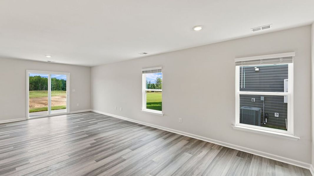 Spacious, unfurnished interior of a new home in Harrier Point, Woodruff (Image 24).