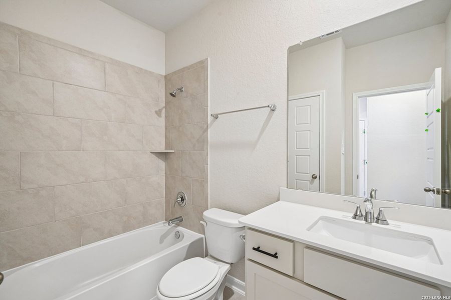 Furnished interior view inside a new home in Arcadia Ridge - Premier Series, San Antonio (Image 13). Furnished interior view inside a new home in Arcadia Ridge - Premier Series, San Antonio (Image 13).